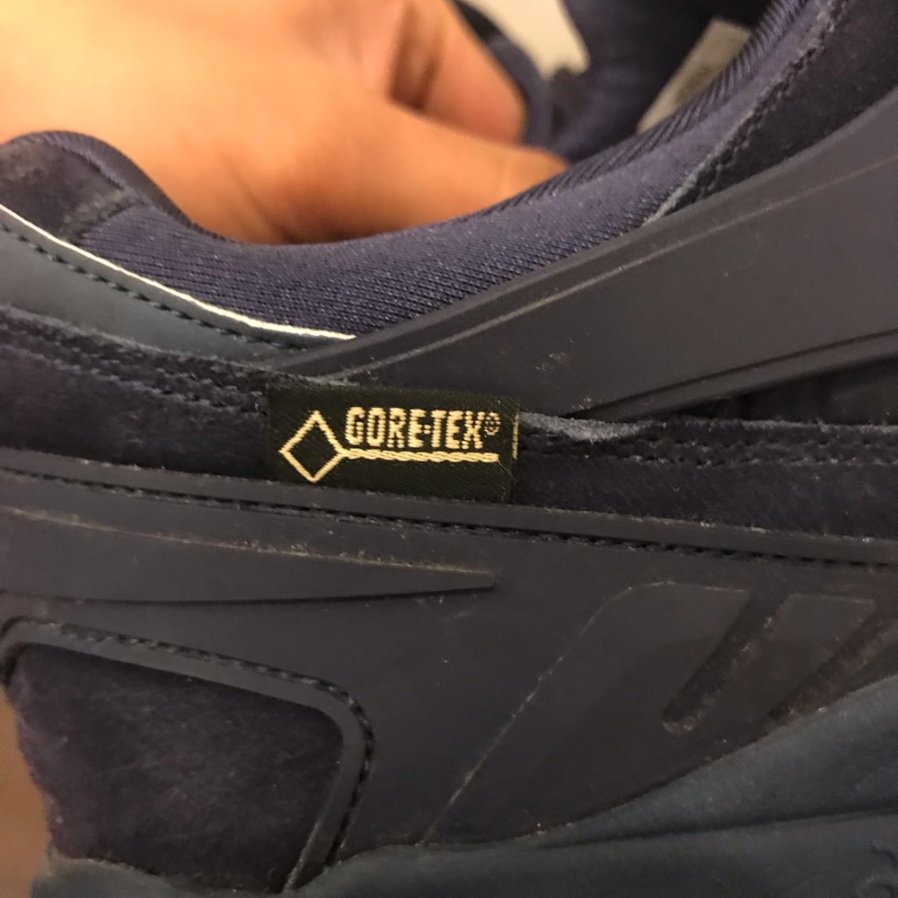 ASICS Gore-Tex
